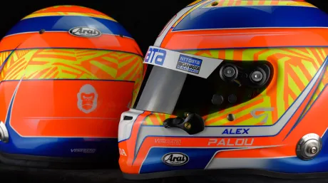 alex-palou-casco-indycar-2021-dos-soymotor.jpg