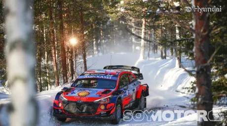 arctic-rally-finlandia-2021-tanak-soymotor.jpg