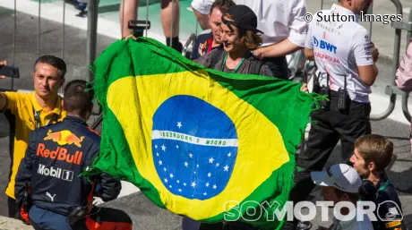 bandera_brasil_aficionados_2019_soymotor.jpg