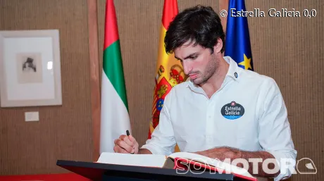 carlos-sainz-estrella-galicia-0-0-soymotor.jpg