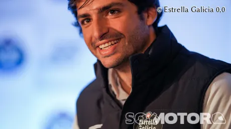 carlos-sainz-ferrari-estrella-galicia-00-soymotor.jpg