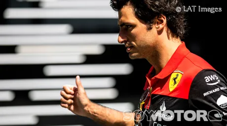 carlos-sainz-ferrari-yeda-2022-sabado-soymotor.jpg