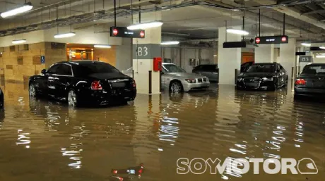 coche-inundado.jpg