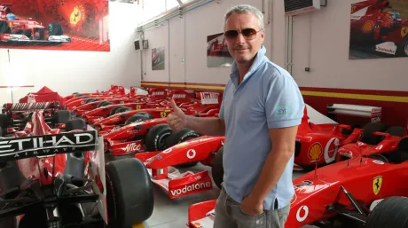 eddie-irvine-ferrari.jpg