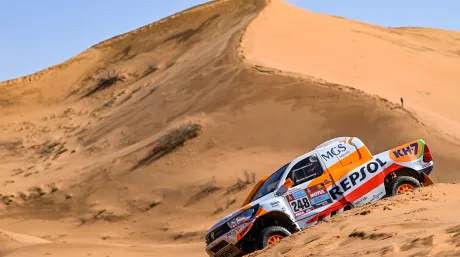 isidre-esteve-dakar-2022-1-soymotor.jpg