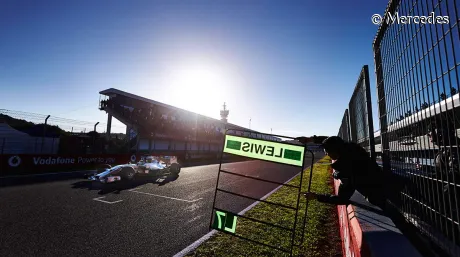 jerez-f1-2014-pitlane.jpg