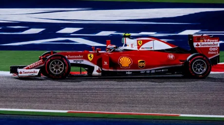 kimi-raikkonen-ferrari-barein-laf1.jpg