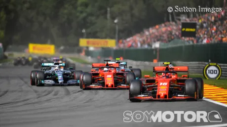 leclerc-vettel-hamilton-salida-spa-2019-soymotor.jpg