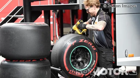 personal-pirelli-silverstone-2019-f1-soymotor.jpg