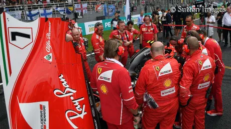 raikkonen-parrilla-soymotor.jpg