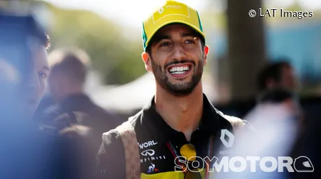 ricciardo-prefiere-entrenamiento-fisico-simracing-f1-soymotor.jpg