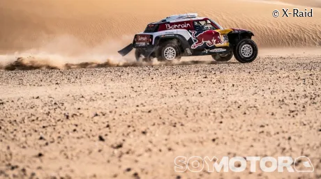 sainz-dakar-arabia-saudi-soymotor.jpg