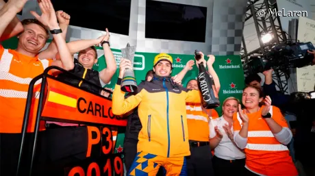 sainz-podio-gp-brasil-2019-soymotor.jpg