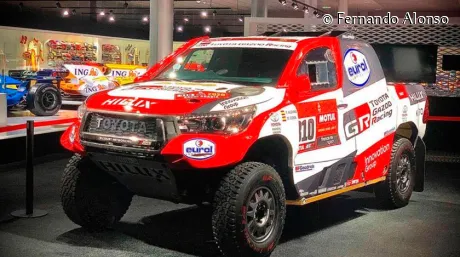 toyota-dakar-museo-alonso-soymotor.jpg