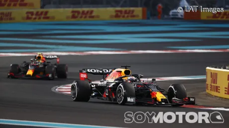 verstappen-perez-soymotor.jpg