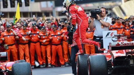 vettel-celebracion-soymotor.jpg