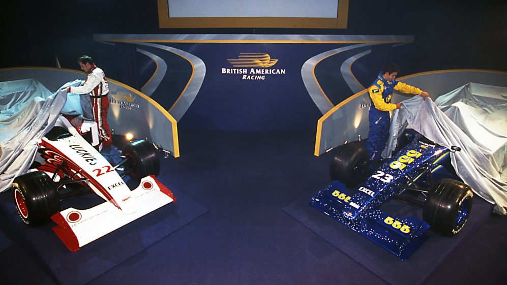 bar-presentacion-1999-soymotor.jpg