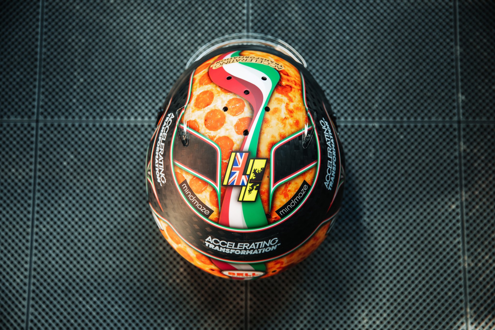 casco-norris-italia-2-soymotor.jpg