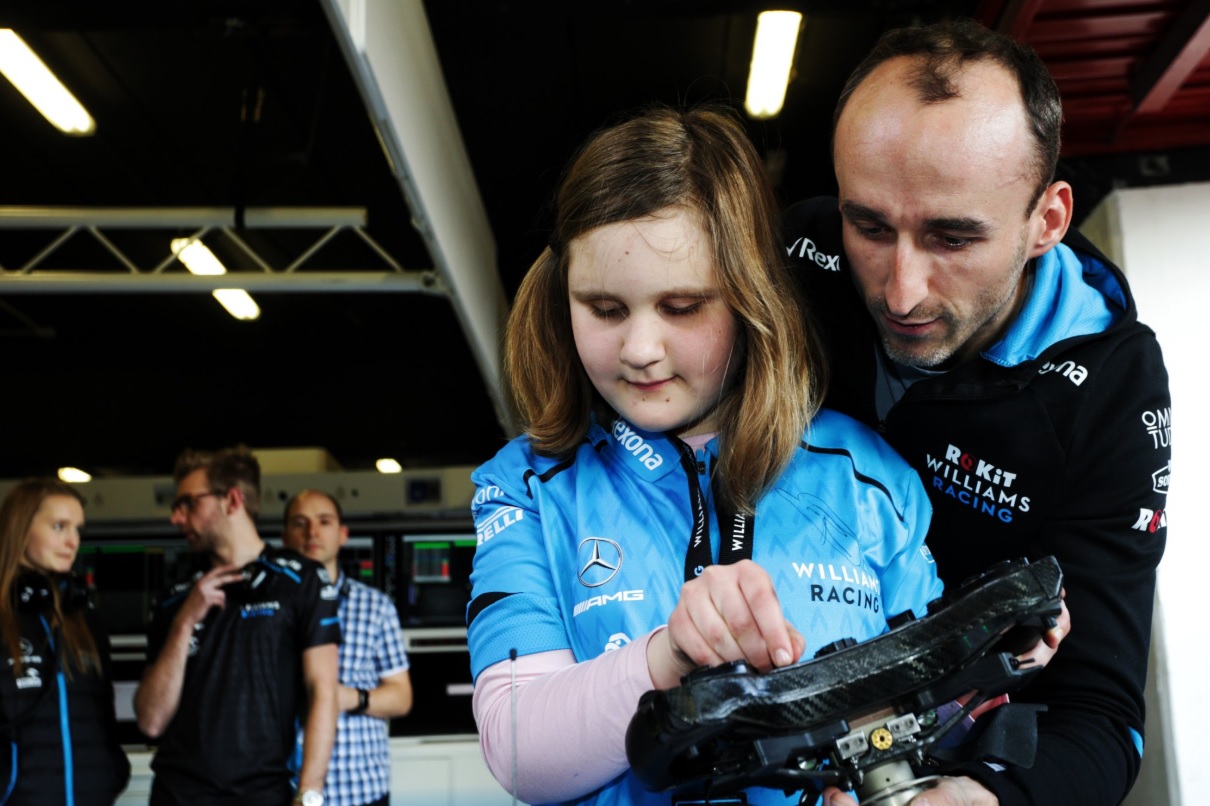 kubica-nina-invidente-williams-soymotor.jpg