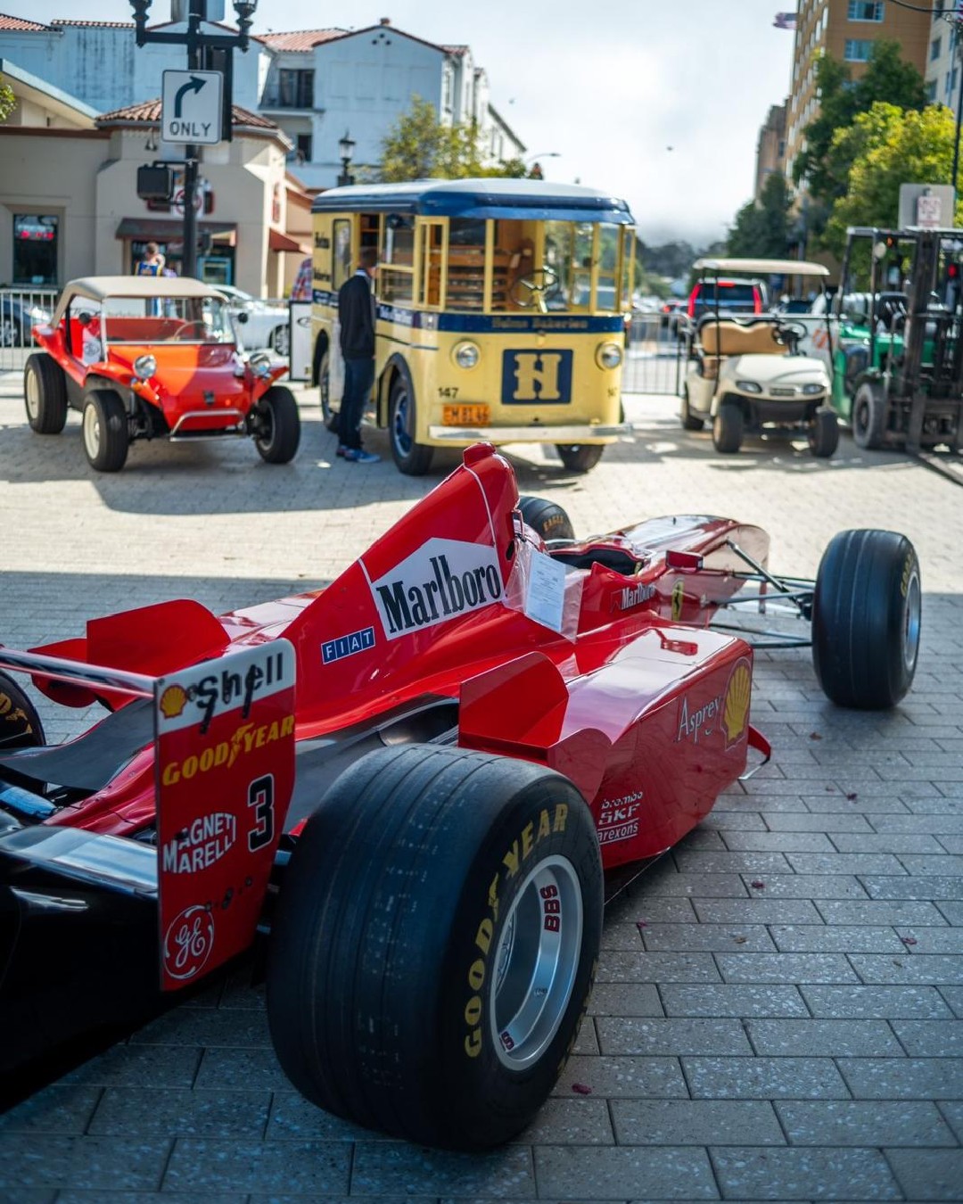 schumacher-ferrari-f300-2-soymotor.jpg