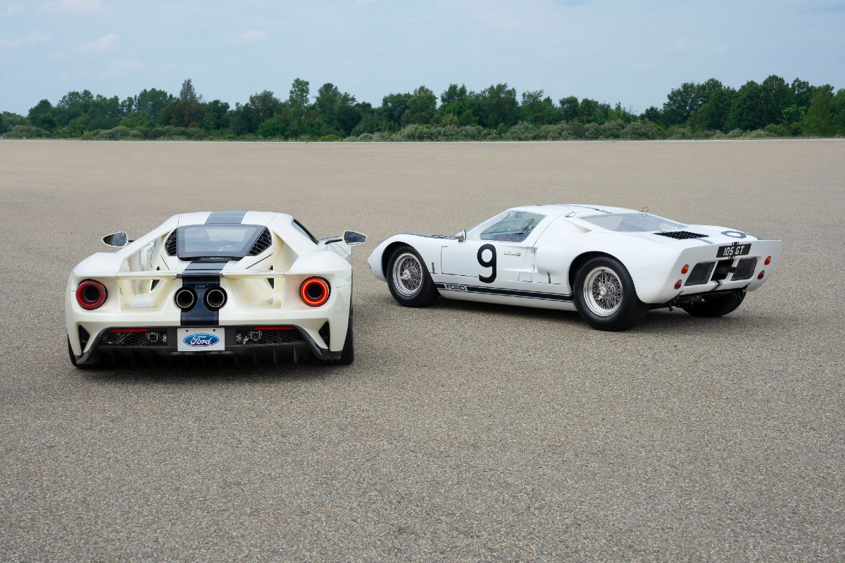 ford_gt_64_heritage_edition_3.jpg