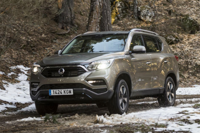 ssangyong_rexton_2.jpg