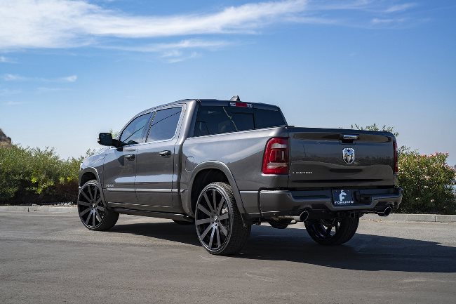 2019-ram-1500-shaq-forgiato-2.jpg