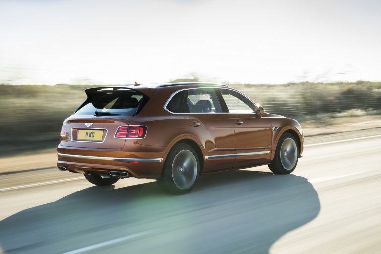 bentley_bentayga_1.jpg