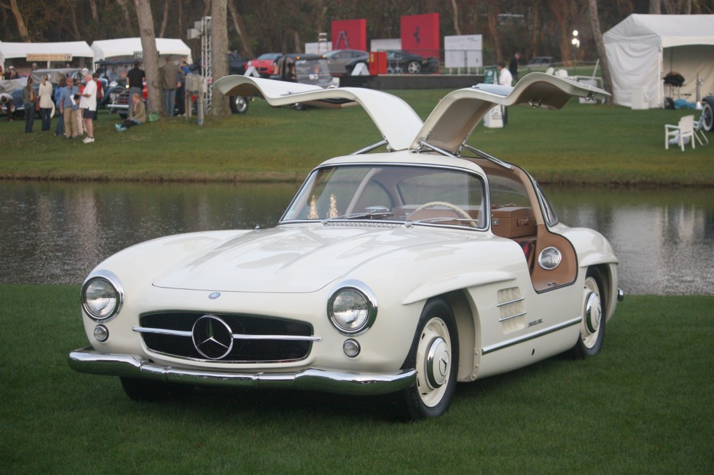 mercedes-benz-300sl-gullwing.jpg