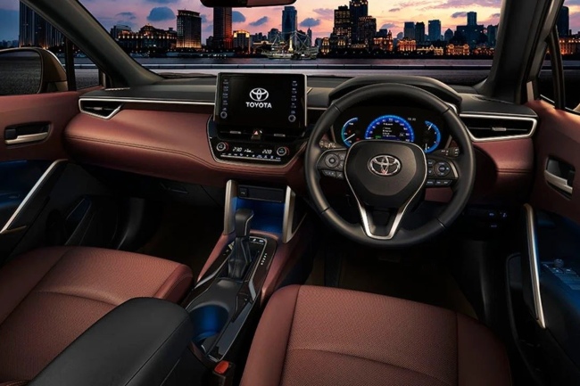 toyota-corolla-cross-2020-interior.jpg