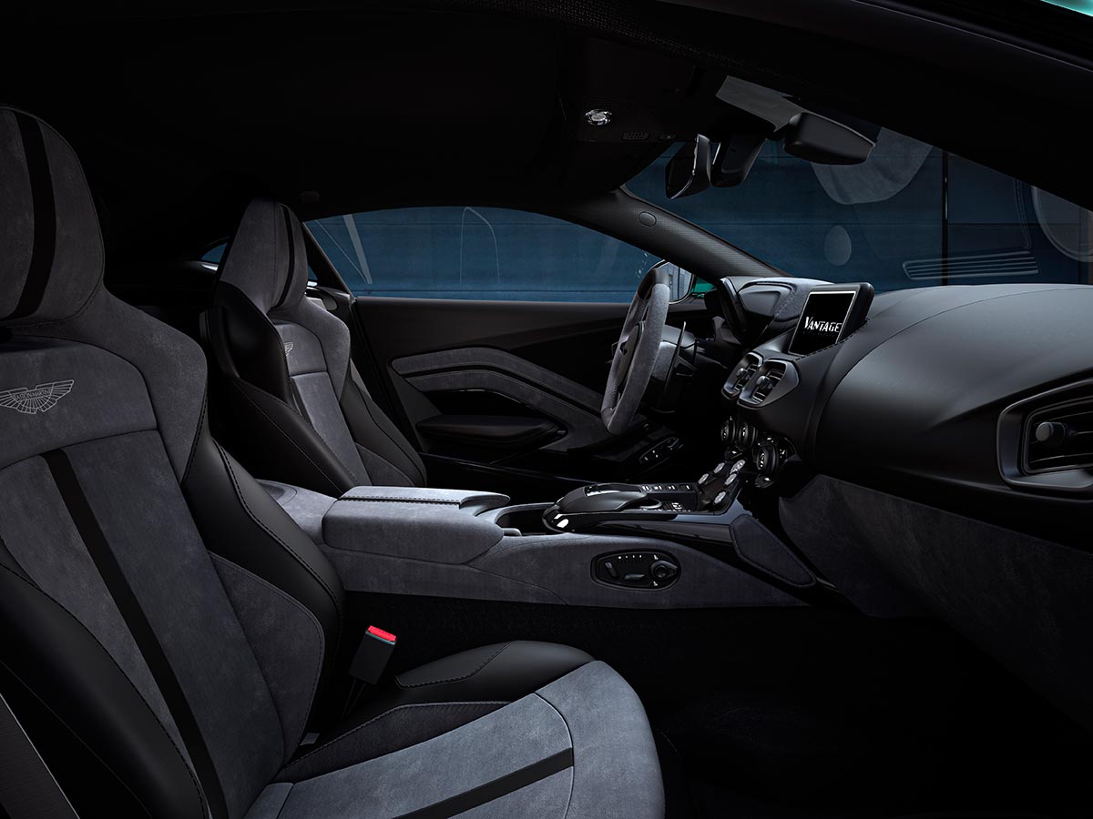 aston-martin-vantage-f1-edition-interior-soymotor.jpg