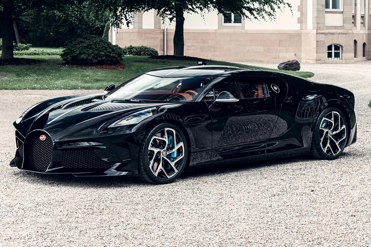 bugatti-la-voiture-noire-presentacion-tres-3-soymotor.jpg
