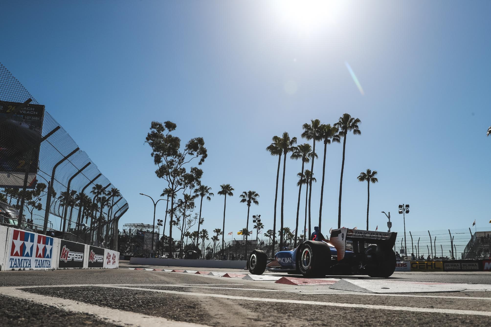 dixon_long_beach_2019_soymotor.jpg